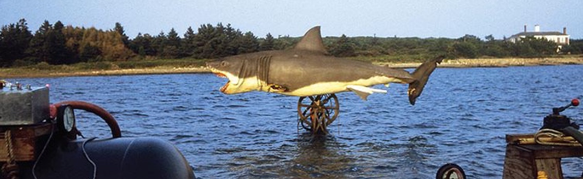 Mechanical shark arm
